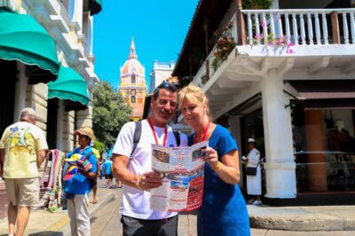 Cartagena: Shared Walking Tour of the Colonial Old Town - Cobblestone Colonial Old Town: balconies, facades, and practical beauty