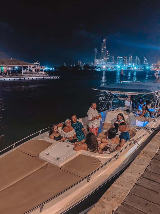 Cartagena: Speed Boat Party on the Bay with open bar - The Open Bar and Local Liquor: What included drinks really change