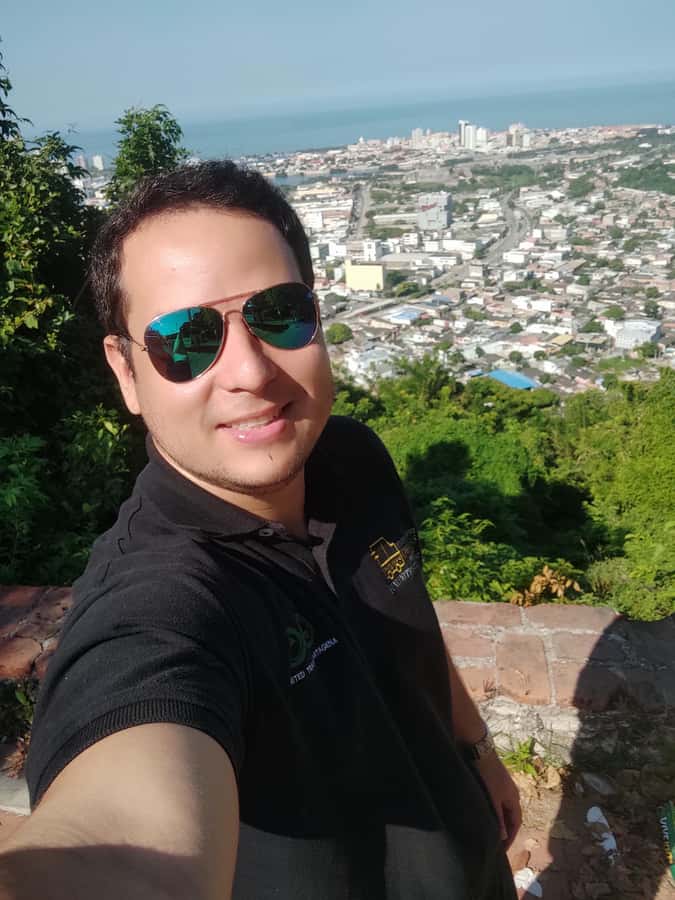 CARTAGENA: The Best CITY TOUR of my Magical City - Guides and drivers: what good service feels like on this route