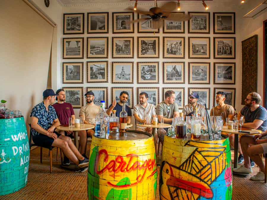 Cartagena: The Legendary Colombian Rum and Chocolate Tasting - First stop: El Arsenal and the Rum Box on Arsenal Street