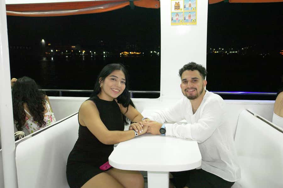 Cartagena: White Night Boat Tour with Dinner and Open Bar - Practical tips so the night stays fun (not stressful)