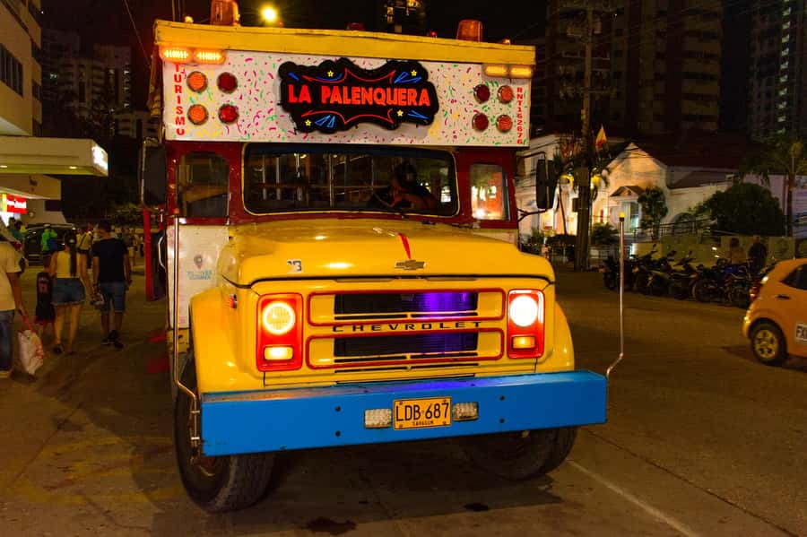 Chiva Party Cartagena: a unique experience in the city, joy and dance. - The main itinerary: stops that make sense in 2 hours