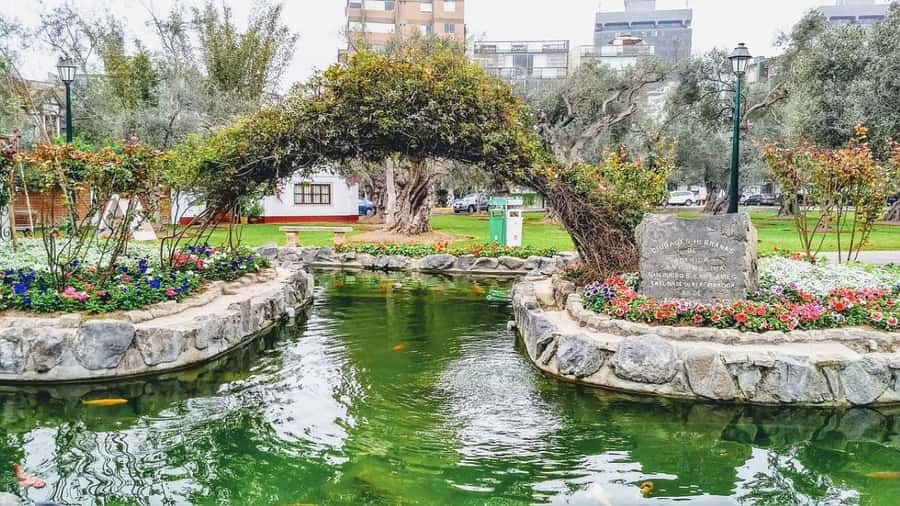 City Tour Colonial and Modern Lima for 5 Hours - Plaza Mayor de Lima: colonial power in the historic center