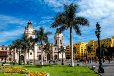 City Tour Colonial and Modern Lima for 5 Hours - Parque del Amor and Huaca Pucllana: Lima’s sacred start