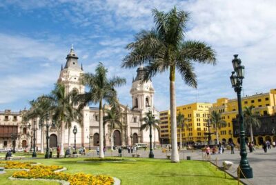 City Tour Colonial and Modern Lima Half Day Plus Ticket - Huaca Pucllana: seeing a pre-Inca temple without the guesswork
