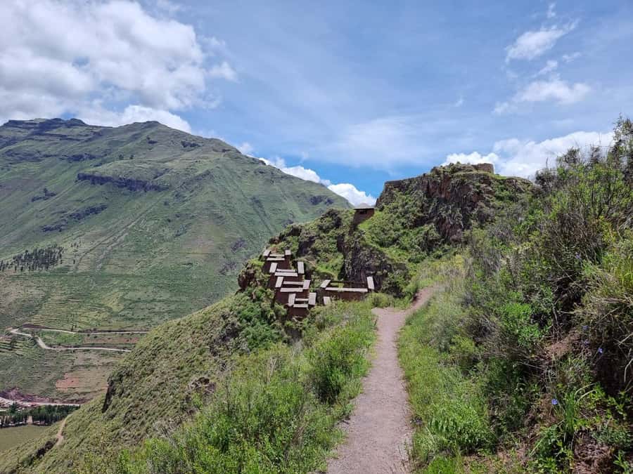 City Tour Cusco & Valle Sagrado Pisac mas Almuerzo - The Pisac Archaeological Complex: terraces, temples, and big viewpoints