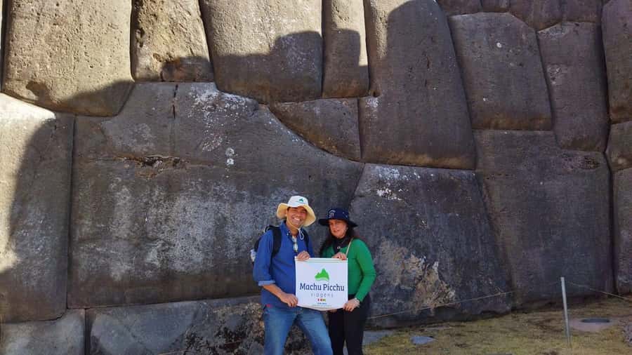 City Tour in Cusco - Qorikancha and the Sun Temple Layers