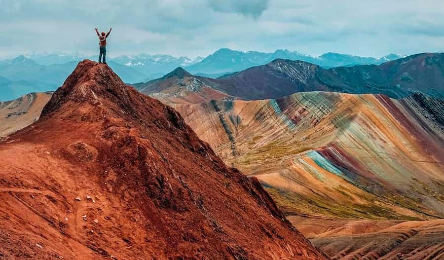 Colorful mountain tour Palcoyo | Cusco - Cusco to Cusipata: the pre-dawn start and breakfast stop
