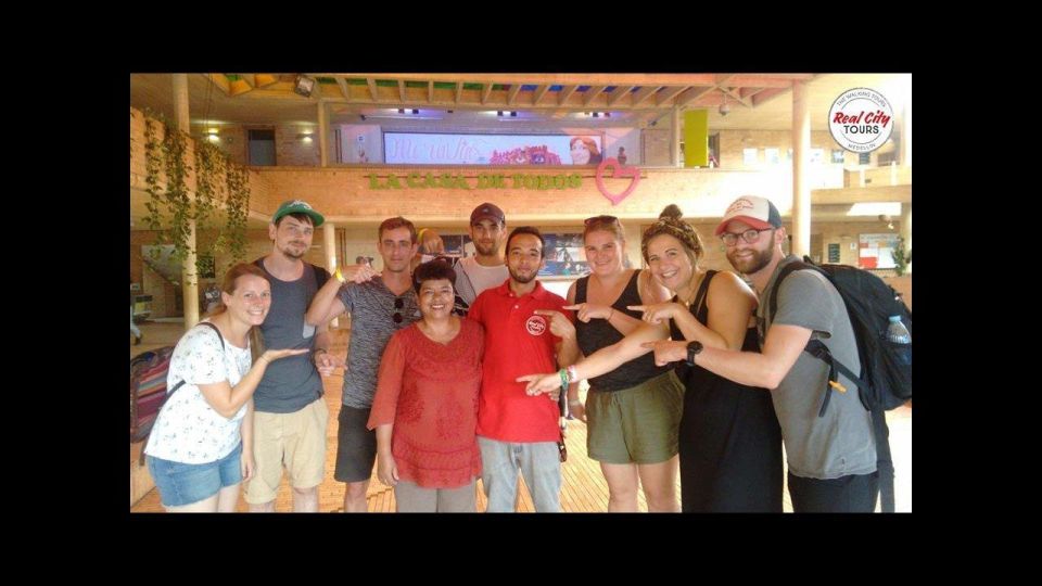 Comuna 4 - Moravia Tour - Price and value: what $30 gets you (and why it matters)