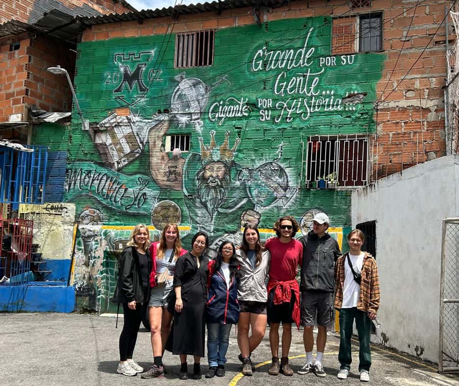 Comuna 4 - Moravia Tour - Why Comuna 4 (Moravia) feels different from “standard Medellín”