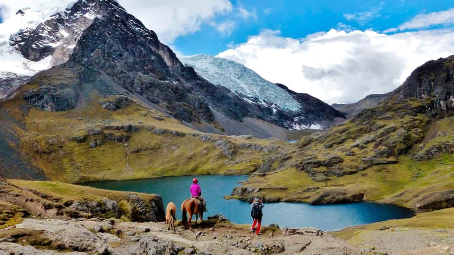Cusco: 7 Lagoons of Ausangate Hiking Day Trip with Lunch - Lunch and hot springs recovery in Aguas Termales Pacchanta