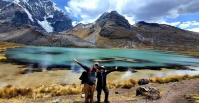 Cusco: Ausangate Tour 7 Lagoons full day - The lagoon hike: a gradual ascent with seven color stops