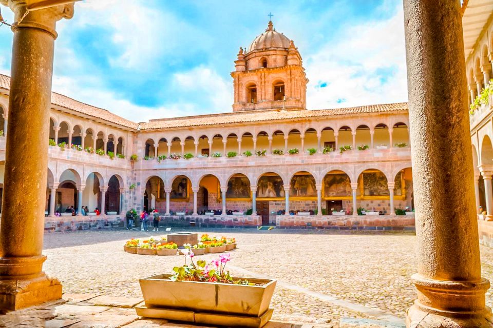 Cusco: City and Nearby Ruins 5-Hour Guided Tour - Tambomachay baths and Puka Pukara lookout: the quieter north stops that add range