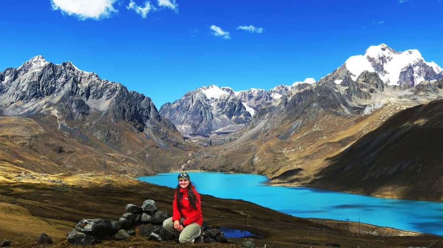 Cusco: Day Trip to the 7 Ausangate Lagoons with Lunch - First hike segment: 2 hours toward the lagoon viewpoint