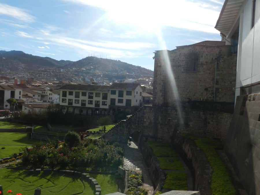 Cusco: Half-Day Historic City Tour - Tambomachay and the fresh water spring