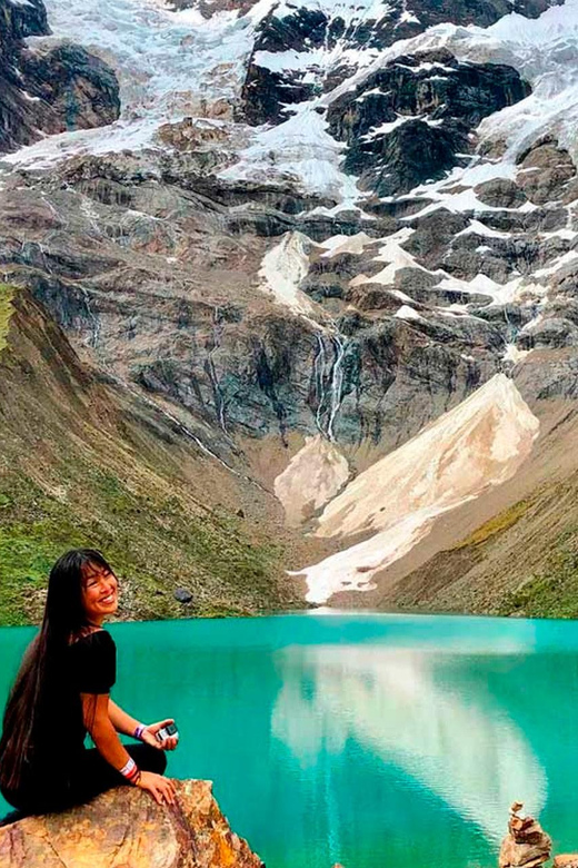 Cusco | Humantay Lake 1-Day Tour with Breakfast and Lunch - What Humantay Lagoon Actually Feels Like on Top