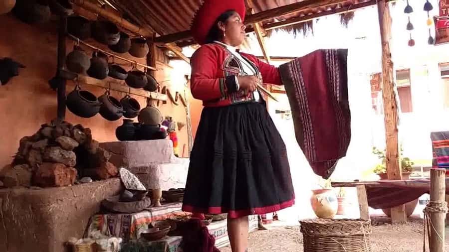 Cusco: Pisac, Ollantaytambo, & Chinchero Sacred Valley Tour - Chinchero: royal-legacy archaeology and an Alpaca Inca textile stop