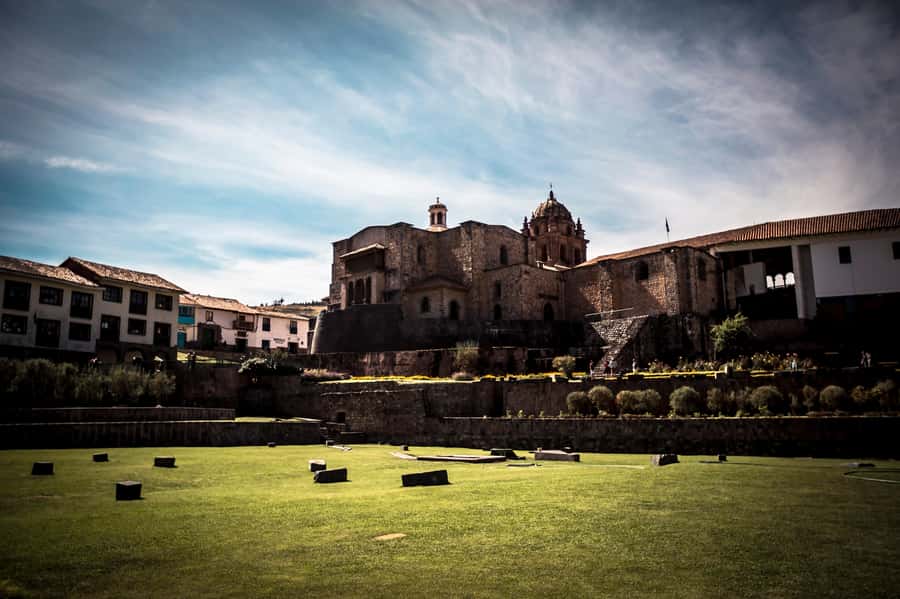 Cusco: Private City Tour and Trip to Archeological Sites - Sacsayhuaman: mega ramparts and the view that explains everything