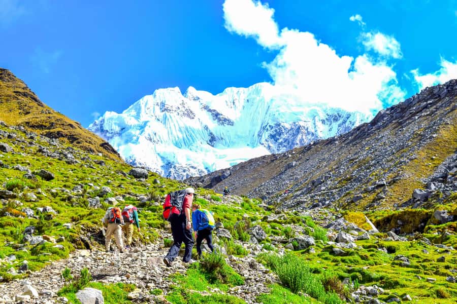 Cusco: Private Full-Day to Humantay Lake with Meals - Down to Soraypampa and back to Cusco: how the day stays organized