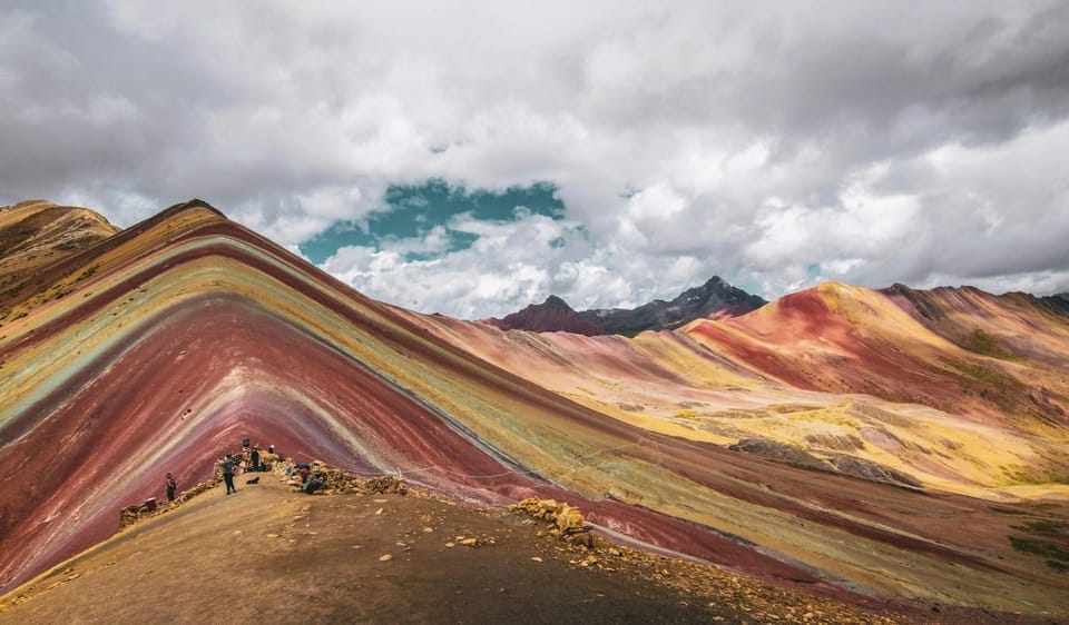 Cusco : Rainbow Mountain and Red Valley Tour - Valle Rojo after Rainbow Mountain: the color switch you didn’t expect
