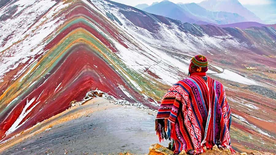 Cusco: Rainbow Mountain and viewpoint red valley ( optional) - 4:00 a.m. pickup and the road south from Cusco