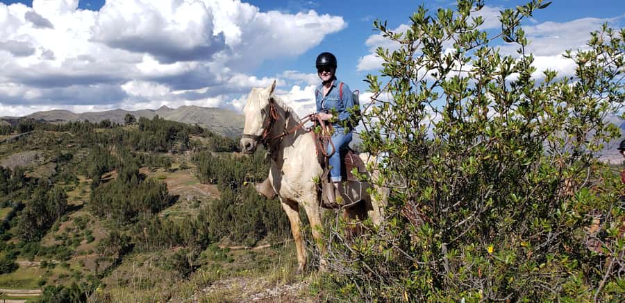 Cusco: Sacsayhuaman Guided Tour and 1-Hour Horseback Ride - The ranch and your 1-hour horseback ride in the Sacsayhuaman National Park area