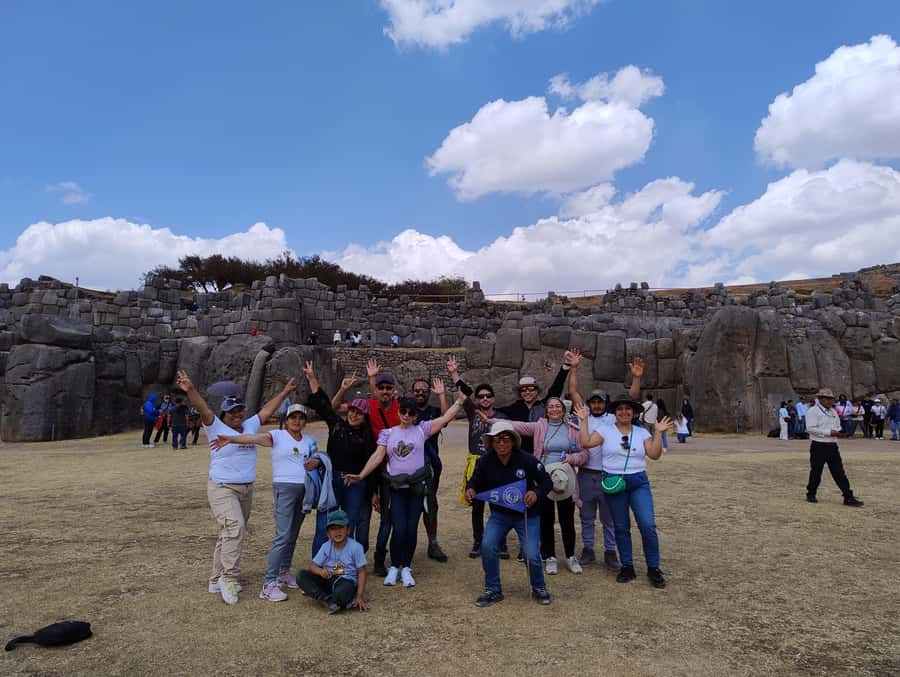 Cuzco : Excursion City Tour in Cusco, Sacsayhuaman and Tambomachay - Tambomachay: carved water channels and a different kind of sacred