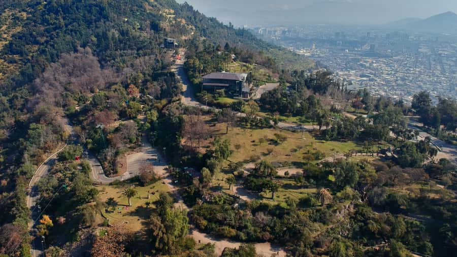 Dia Completo en Santiago: Museo+San Cristobal+City Tour - Key points to know before you go