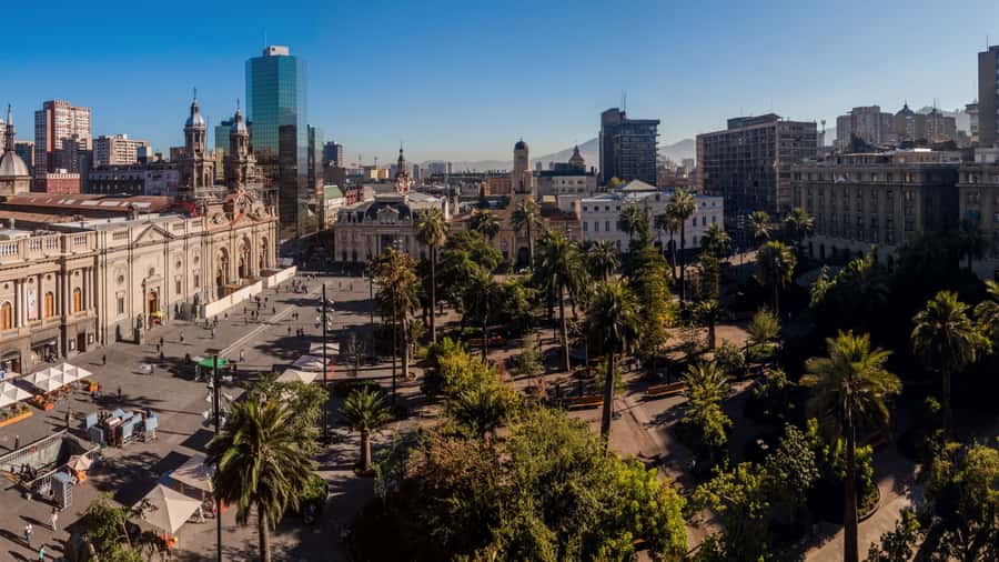 Dia Completo en Santiago: Museo+San Cristobal+City Tour - A 7-hour “greatest hits” Santiago plan that still has room to breathe
