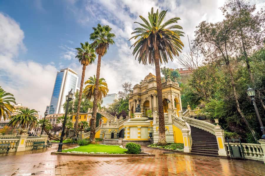 Discover Santiago, where modernity merges with history - 4 hours in Santiago: the pace that helps you decide what’s next