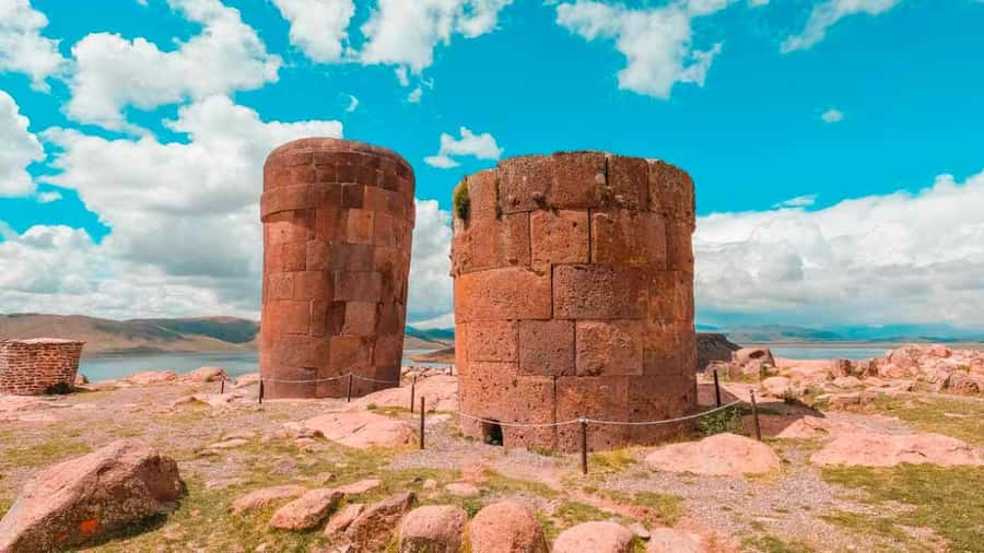 Discover the Celestial Wonder of Sillustani: Towers of Time - Waruwaru earthworks and Andean wildlife along the route