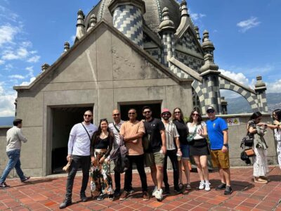 Downtown Medellin: history, gastronomy, terraces and architecture! - Metro First: The Smoothest Way to Learn the City