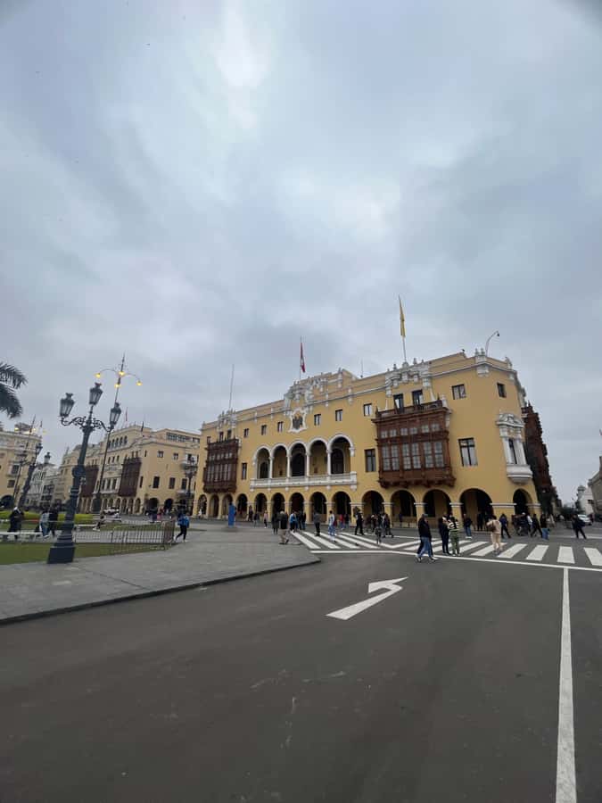 Enjoy Lima Walking Historic Center, Plaza San Martin and Plaza de Armas - Why this 2-hour Historic Center walk makes sense