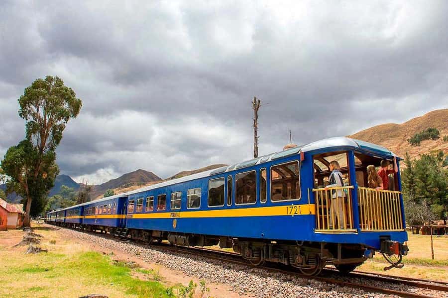 Excursion Cusco - Puno - Titicaca Observatory Train - A luxury train day across Peru’s Andes, not just a ride