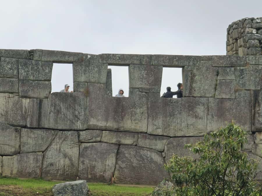 Excursion from Cusco to Machu Picchu + Entrance Tickets Incl - Cusco pickup and the ride toward Ollantaytambo