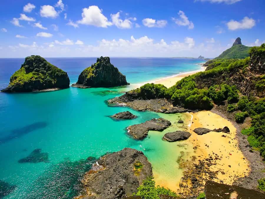 Explore Fernando de Noronha: 7-Hour Ilhatour - The 7-hour flow: from pickup to sunset over the Atlantic