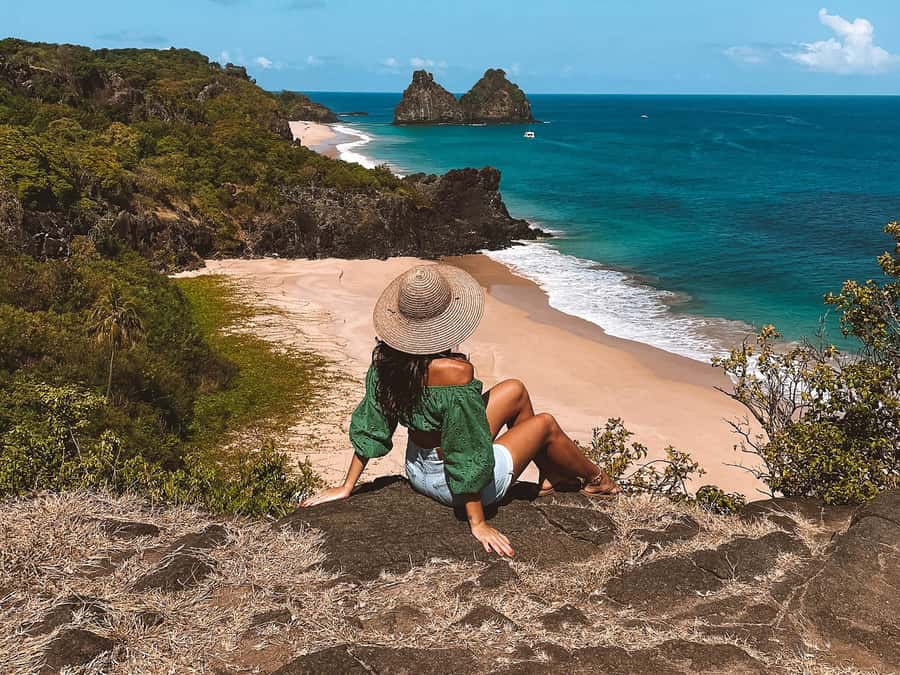 Explore Fernando de Noronha: 7-Hour Ilhatour - Praia do Sancho: the cliff-beauty start that sets the tone