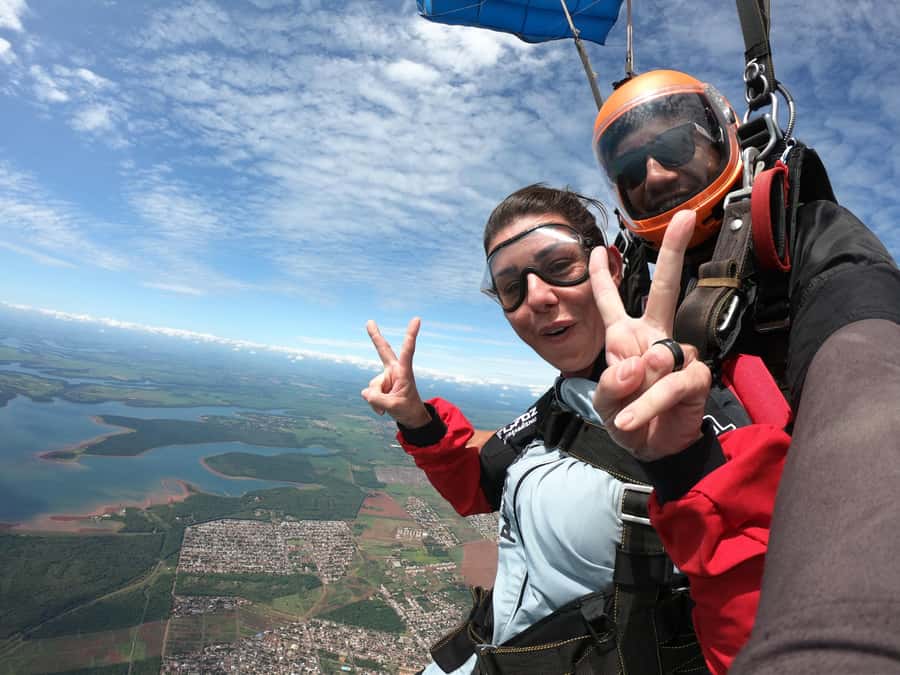 Foz do Iguacu: Skydiving Experience with Photos and Videos - Where This Happens: Getting to FlyFoz in Foz do Iguaçu
