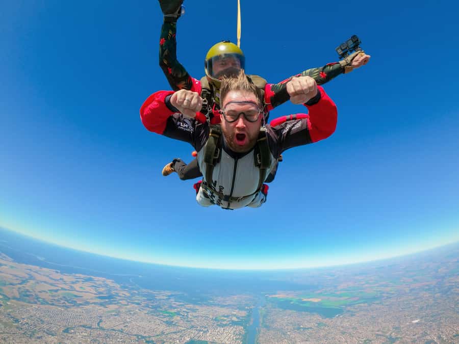 Foz do Iguacu: Skydiving Experience with Photos and Videos - Your Jump Moment: What You’ll See and What You’ll Get Captured