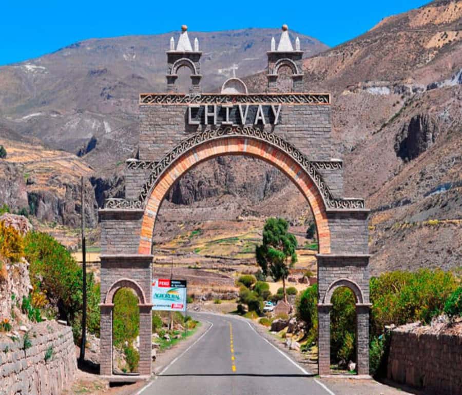 From Arequipa: 2-Day Colca Canyon Tour with Transfer to Puno - Day 1: Arequipa countryside drive, Chivay check-in, and Calera’s hot springs