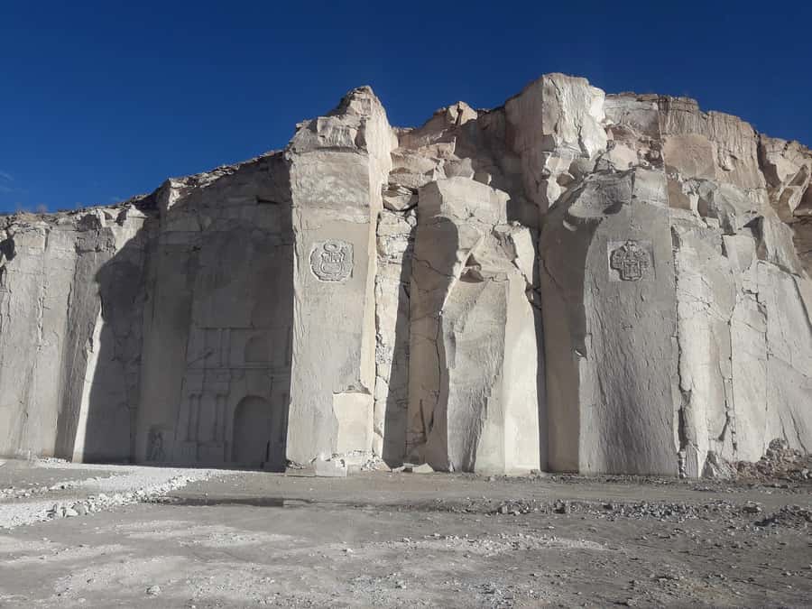 From Arequipa: Sillar Route Trek - Meeting point and the rhythm of the half day