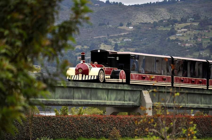 From Bogota: Jaime Duque Park and zoo with ticket included - Leaving Bogotá: what 6 hours really feels like