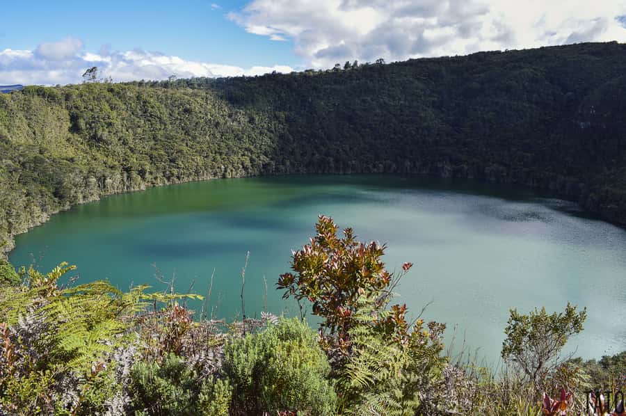 From Bogotá: Lake Guatavita and the El Dorado Legend Tour - Getting out of Bogotá: the ride sets the pace