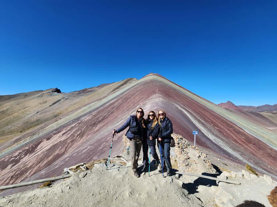 From Cusco: Full Day Tour to Vinincunca Rainbow Mountain - Why This Vinicunca Day Trip Feels More Manageable