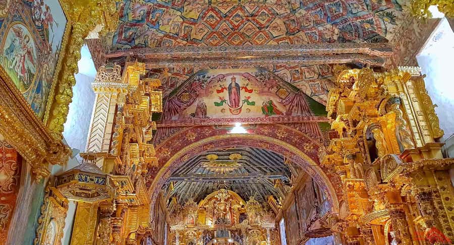 From Cusco: Full-Day Touristic Bus to Puno with Guided Tours - Cusco to Puno by bus: what the day feels like