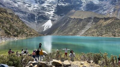 From Cusco: Hike to Humantay Lake one day With Meals - Morning Logistics: Pickup, the Drive to Mollepata, and a Real Breakfast