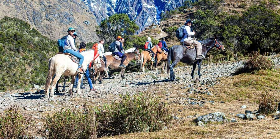 From Cusco: Humantay Lake with Breakfast and Lunch Buffet - The steep 2-hour climb to Humantay Lagoon: what to expect