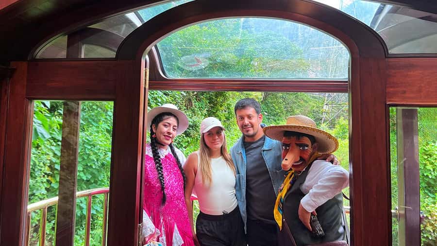 From Cusco: Machu Picchu Tour with Hiking Ticket - The return to Cusco: getting your night back
