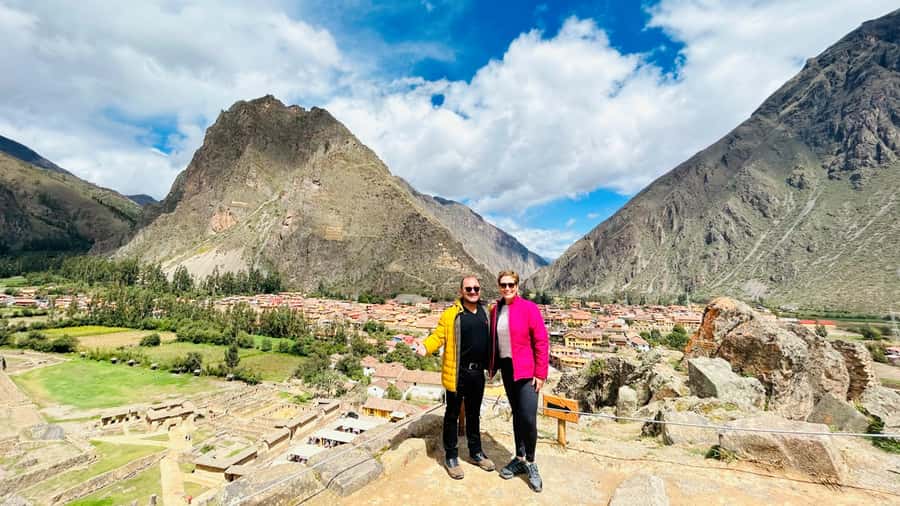 From Cusco: Sacred Valley & Maras Salt Mines with Lunch - Pisac ruins and the craft market: mixing stone and shopping