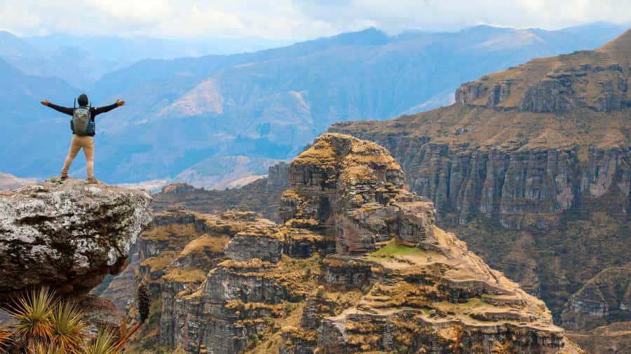 From Cusco: Waqrapukara Hike Full-Day Tour With Meals - Reaching Waqrapukara: Ruins, Rock, and River-Valley Drama
